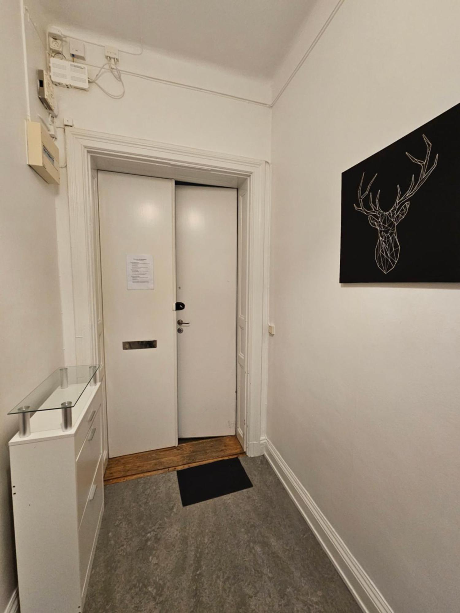 Home Inn Mark16 Stockholm Bagian luar foto